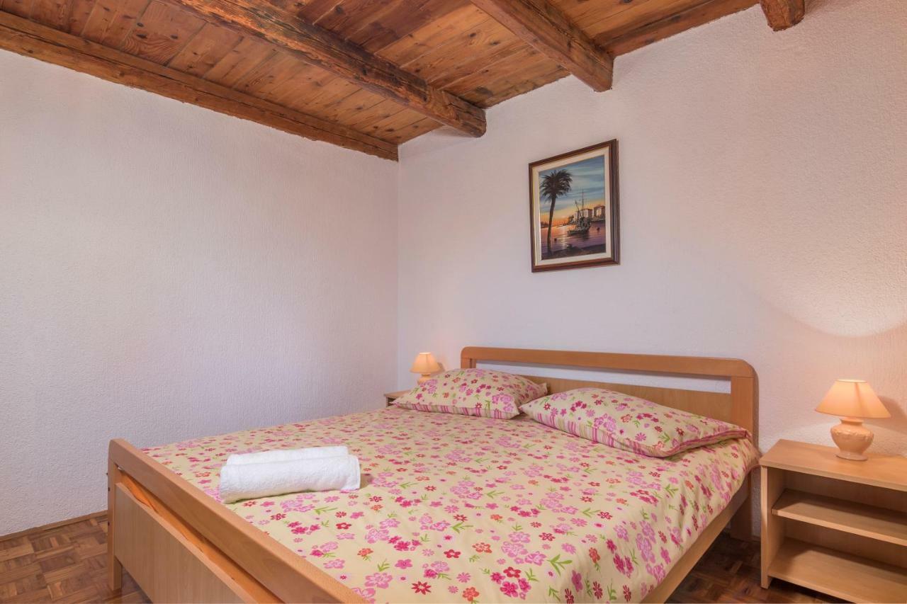 Apartmani Zikovic Poreč Exteriör bild