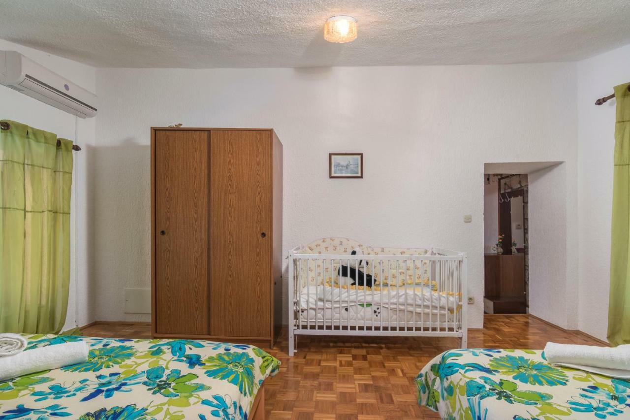 Apartmani Zikovic Poreč Exteriör bild