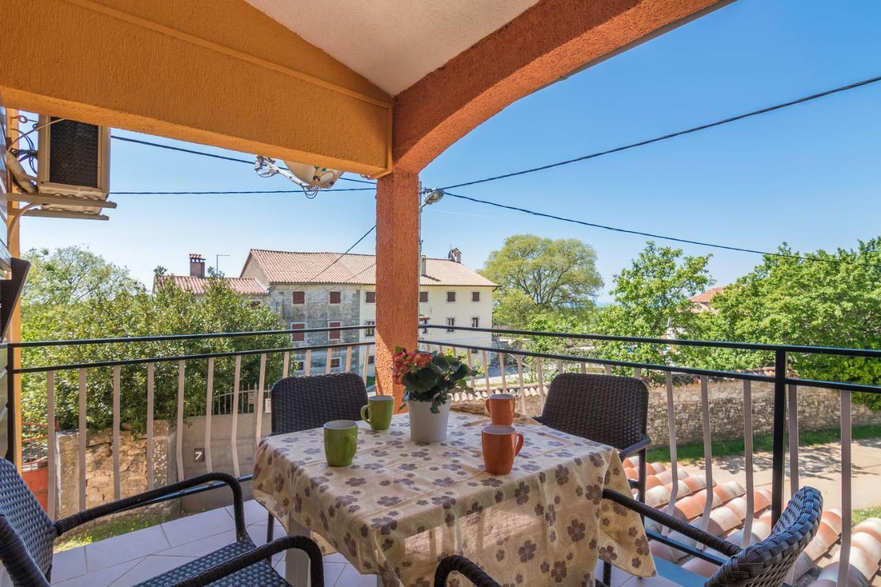 Apartmani Zikovic Poreč Exteriör bild