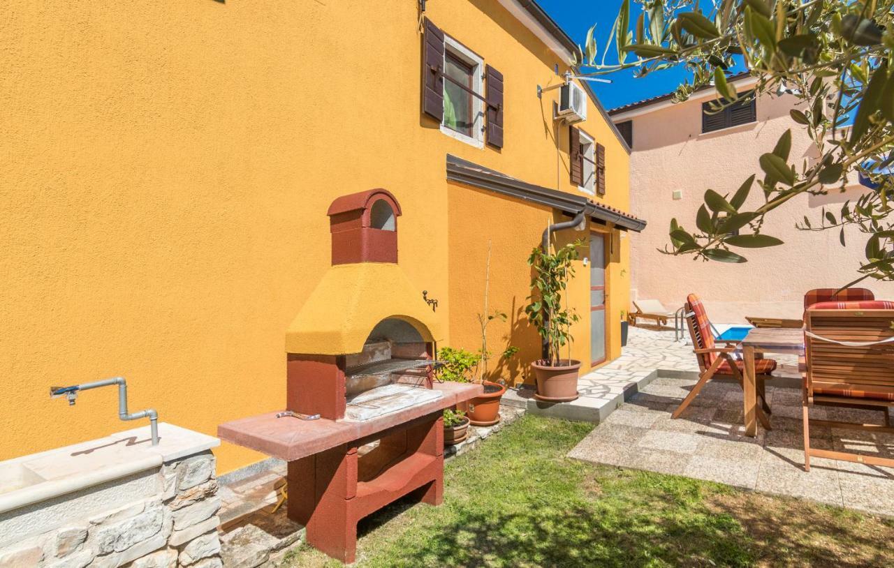 Apartmani Zikovic Poreč Exteriör bild