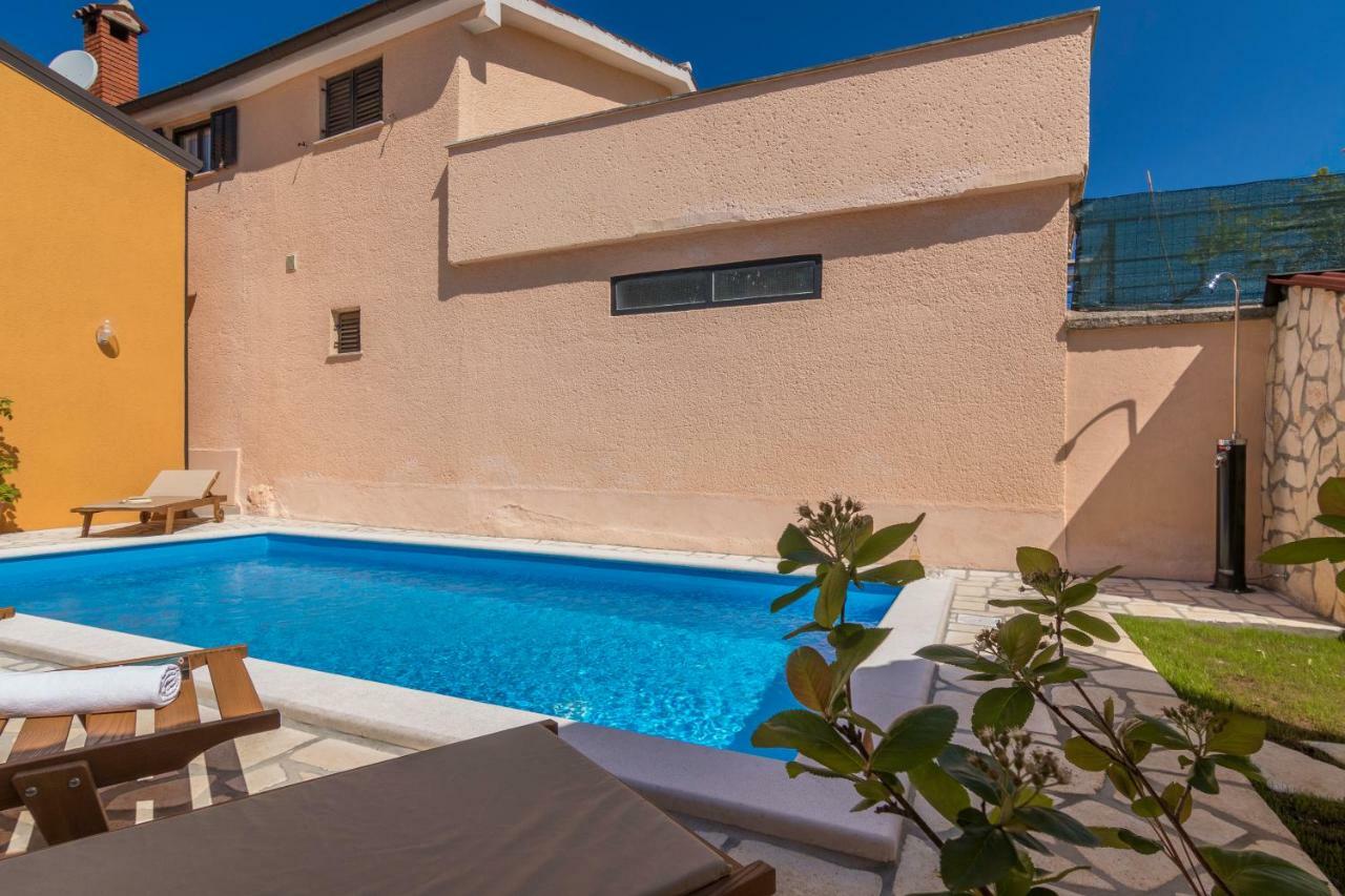 Apartmani Zikovic Poreč Exteriör bild